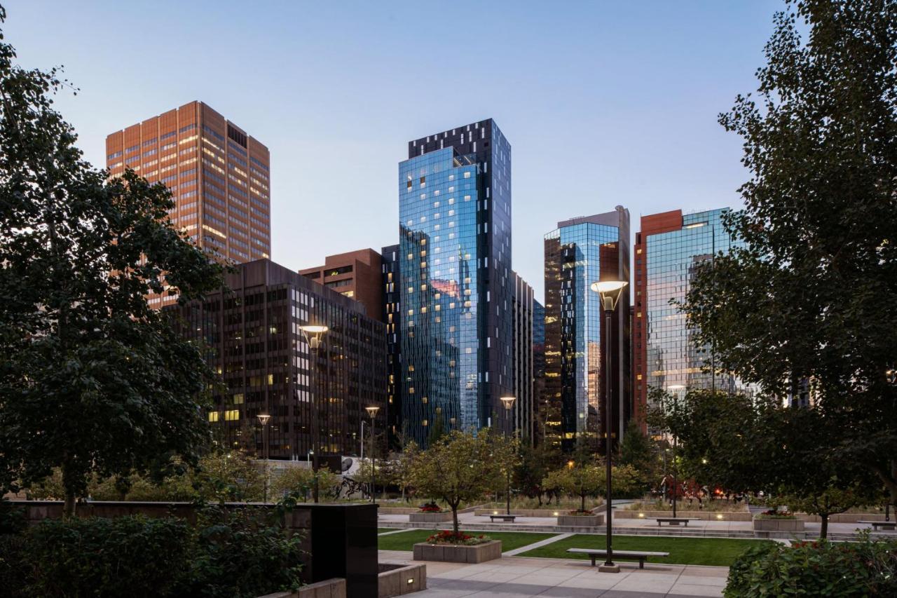 Hotel Courtyard By Marriott Calgary Downtown Esterno foto