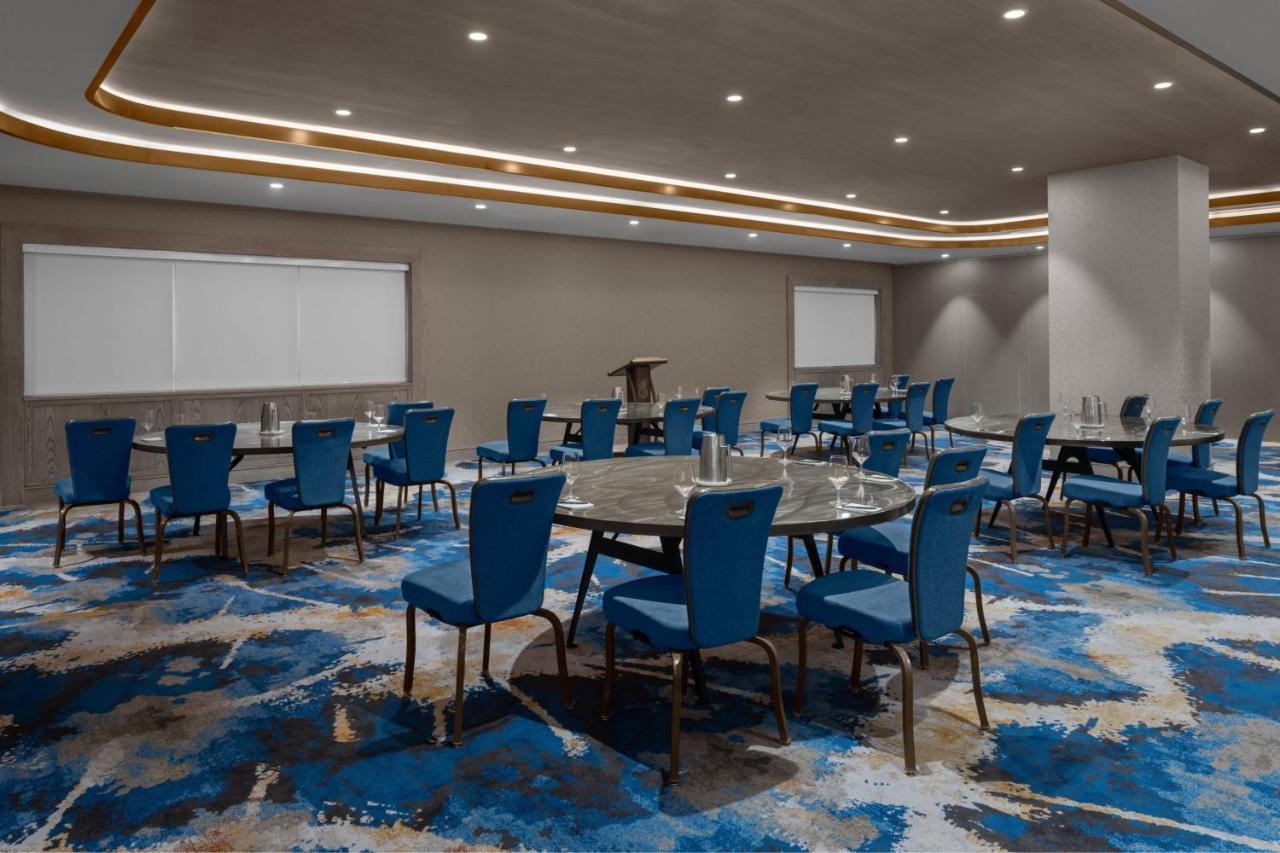 Hotel Courtyard By Marriott Calgary Downtown Esterno foto